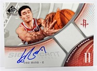 YAO MING AUTO SIGNIFICANT NUMBER JERSEY CARD