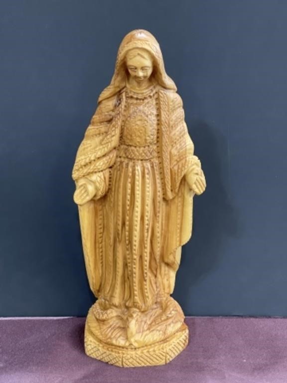 Wood carved religious mother Mary chip on the
