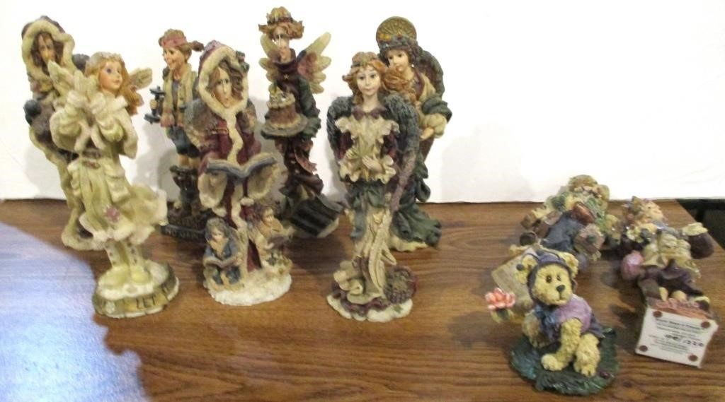 Group of Boyds Bears & Friends Figurines