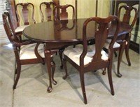 Crescent Manufacturing Co Dining Set w/6 Chairs