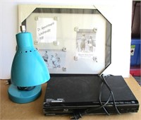 Magnavox Blu-Ray Player, Desk Lamp, Memo Board