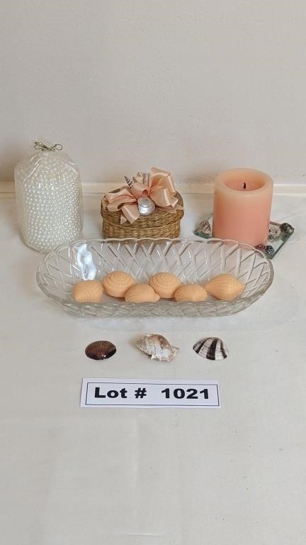 VINTAGE INDIANA  GLASS DISH, CANDLES AND SHELL SHA