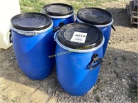 D1. (4) Medium sized blue barrels with removable