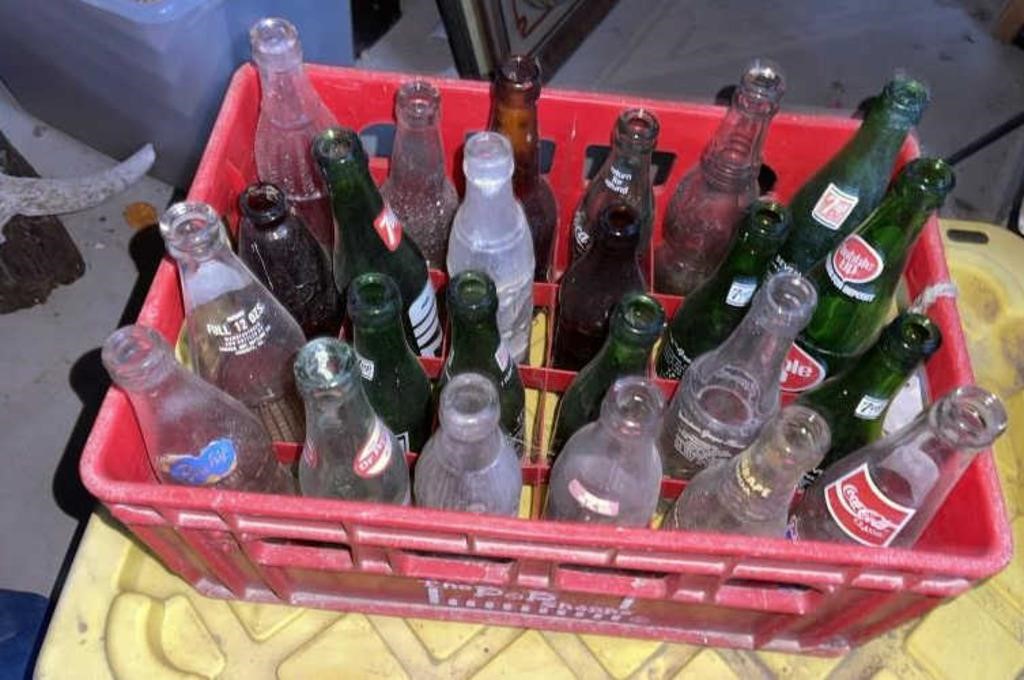 Lot of VIntage Coke Cola Soda Glass Bottles / Case