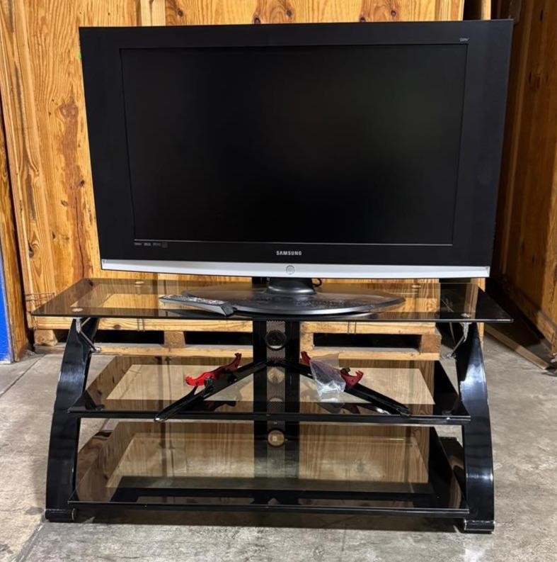 40” Samsung TV with TV stand