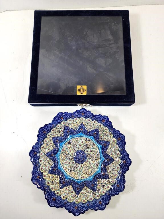 COLLECTIBLE Decorative Metal Plate (Blue/Multi)