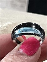 Size 8 Glass Ring