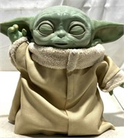 Mandalorian Baby Yoda *pre-owned