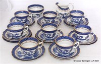 Vintage Booths Real Old Willow 26 Piece Tea