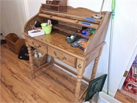 SMALL ROLL TOP DESK (NEEDS MOVER)