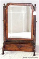 Georgian Walnut Dressing Table/Toilet Mirror