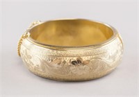 Vintage Wide Gold-plated Hinged Bangle