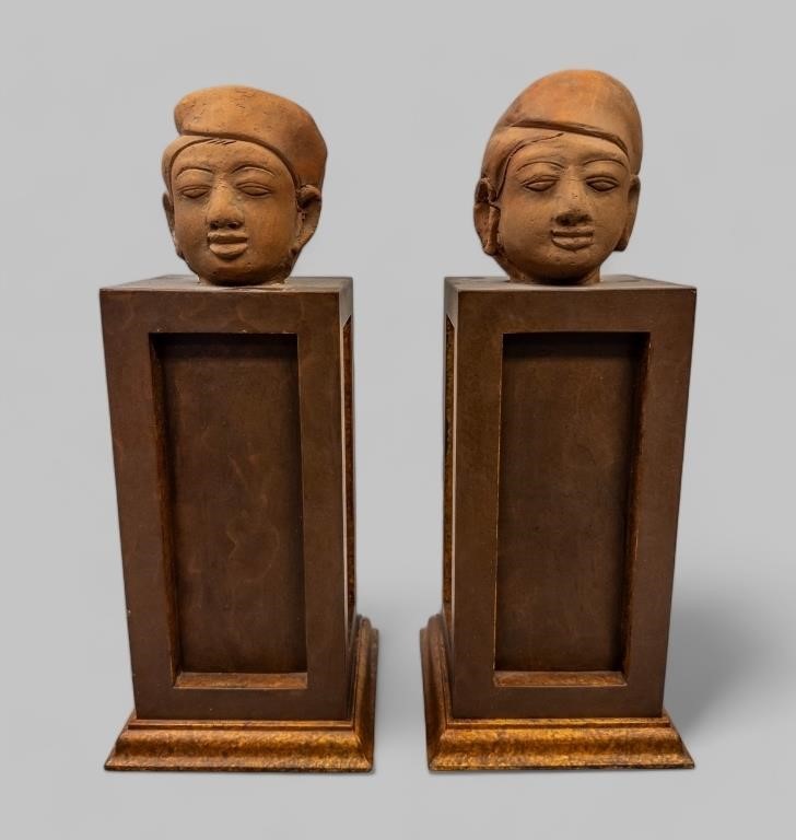 PAIR OF CENTRAL AMERICAN POTTERY HEADS