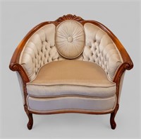 VINTAGE UPHOLSTERED ARM CHAIR