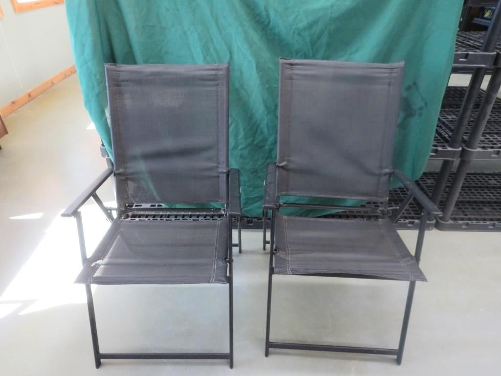 Chairs - 2 folding mesh chairs