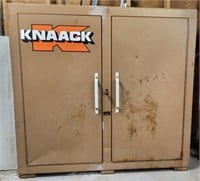 Knaack Garage/Tool Box