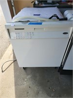 Whirlpool dish washer not tested 24in x 24in