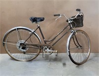 Vintage Schwinn Ladies Bike w/ Basket