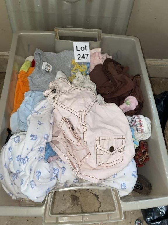 Child size clothes Lot