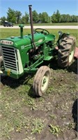 Oliver 550 utility tractor