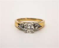 18KT YELLOW GOLD AND DIAMOND SET RING