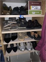 LOT OF SHOES & SLIPPERS MOSTLY SIZE 6.5-7