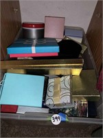 TUB OF SMALL JEWELRY BOXES