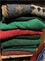 LOT OF PULL OVER WM'S SWEATERS MOSTLY