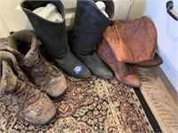 2 LADIES LEATHER COWGIRL BOOTS & CAMO BOOTS