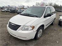 2007 Chrysler Town and Country Base