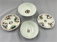 (4) Oriental porcelain bowls, Bols orientaux en