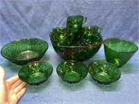 23pcs Green glassware
