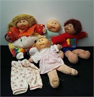 Vintage Cabbage Patch dolls