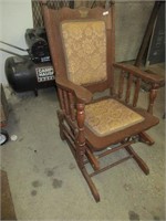 Nice Vintage Rocking chair