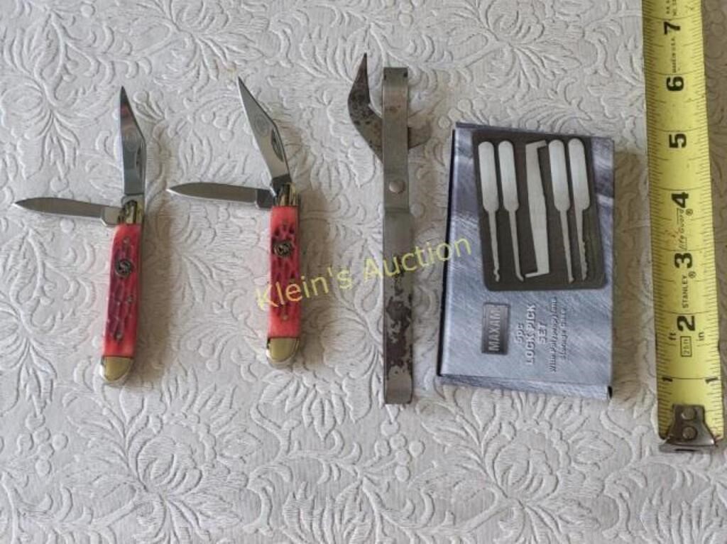 estate lot of 4 items pocket knives, 440 stainles