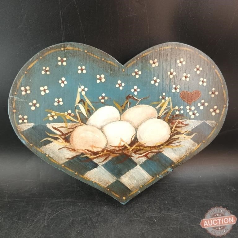 Hand-Painted Nest On Wood Toll Heart
