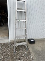 5 Step aluminum ladder