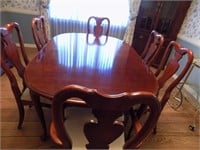 Cherrywood Dining Table w/6 Chairs & 3 Leaves