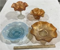 4 glass dishes