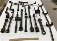Tool lot w/ T wrenches