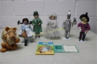 The Wizard of OZ Characters & Book, approx 11H