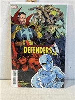 Defenders #1e marvel comics, bagged and