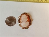 antique shell Cameo brooch / pendant with 12K