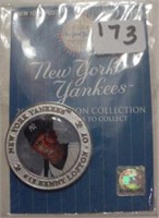 2004 New York Post Yankees medallion Kenny Lofton