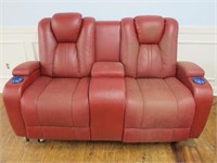 WORKING RED ELECTRONIC RECLINING 2 PERSON COUCH