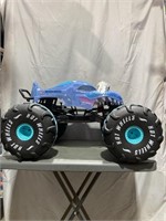Hot Wheels Monster Trucks Mega Wrex RC