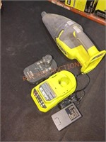 RYOBI 18V Hand Vacuum Kit