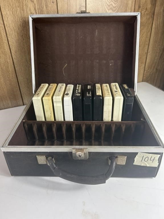 10 8 tracks with carrying case