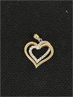 10K gold heart pendant