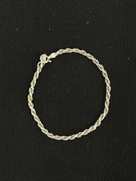 Sterling silver 6in bracelet clasp needs fixed